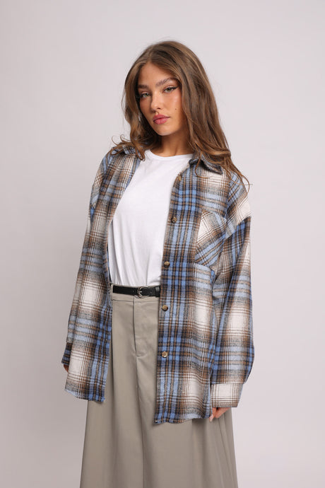 חולצת משבצות ליאם